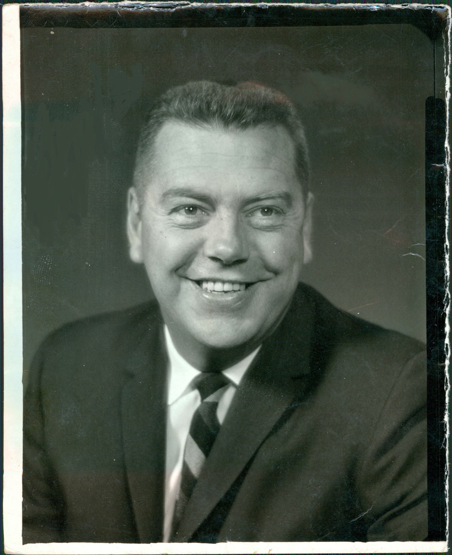 Obituary of Robert Waller Hanes