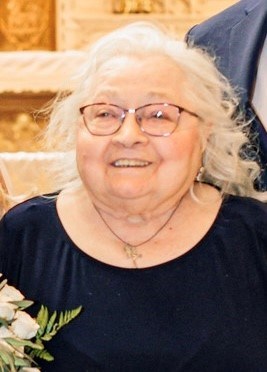 Obituario de Antoinette R. Macaluso