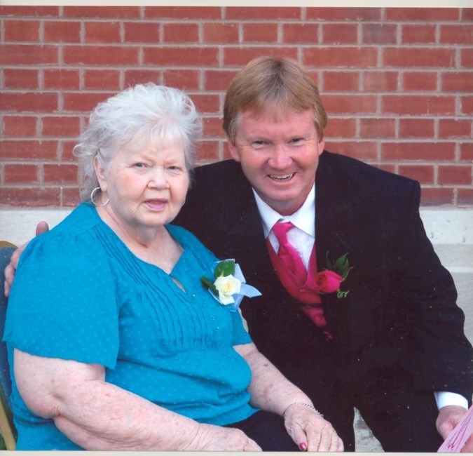 Obituary of Betty J. Hall