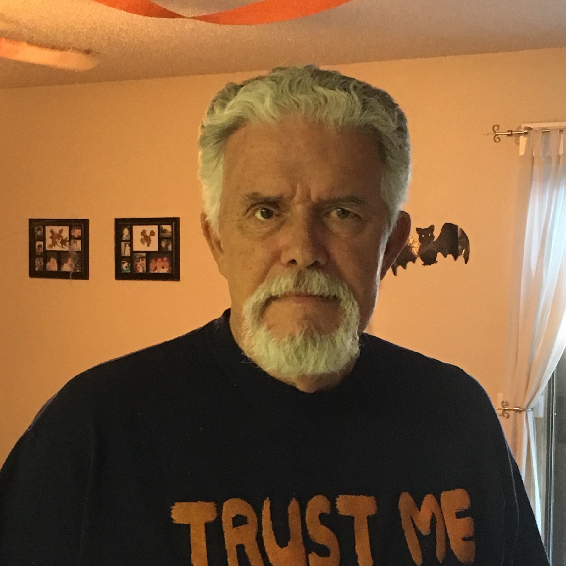 Obituario de Lloyd E. Tomey