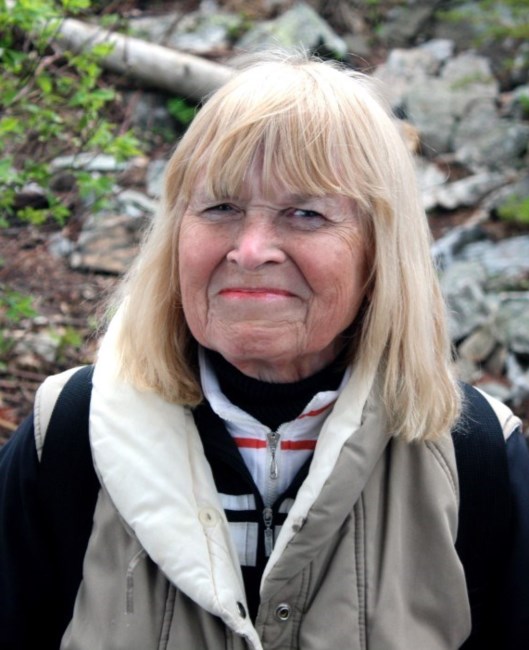 Obituario de Margery "Marge" Mae Gill Henderson