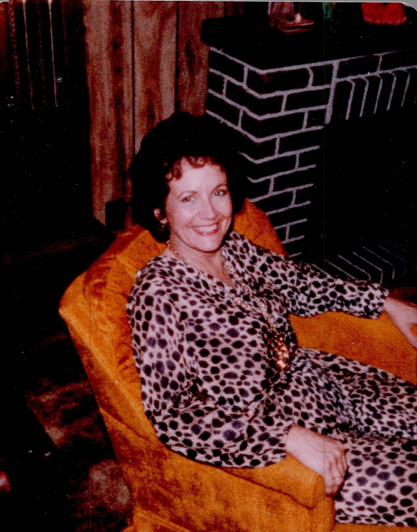Obituary of Mary Helen Roach