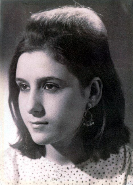 Obituary of Elvira Claro Thompson