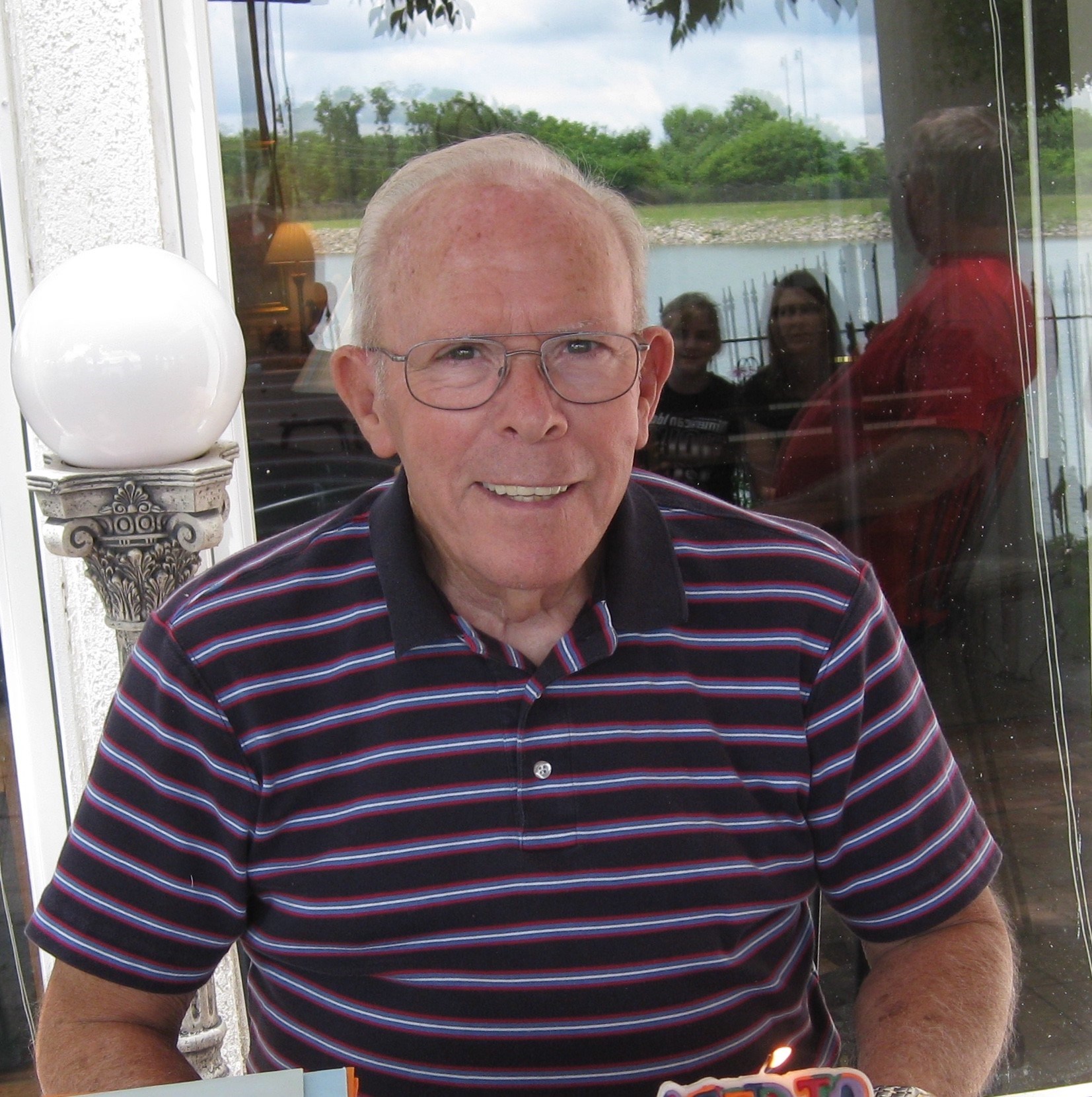 Obituary of Dr. Keith R. Bench