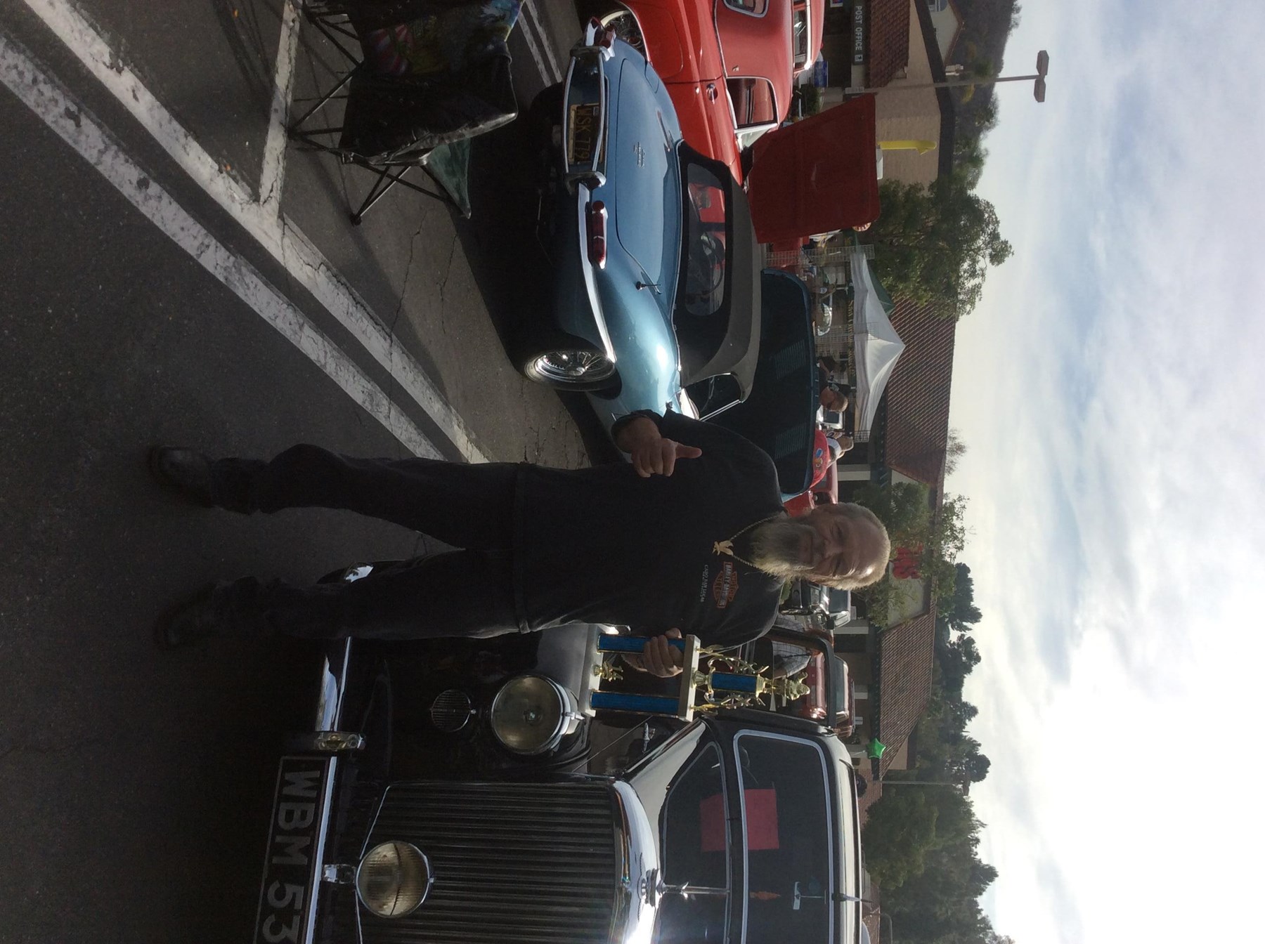 Obituary of Robert Louis Harkness