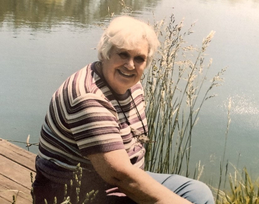 Obituary of Myrtle Ruth Cross