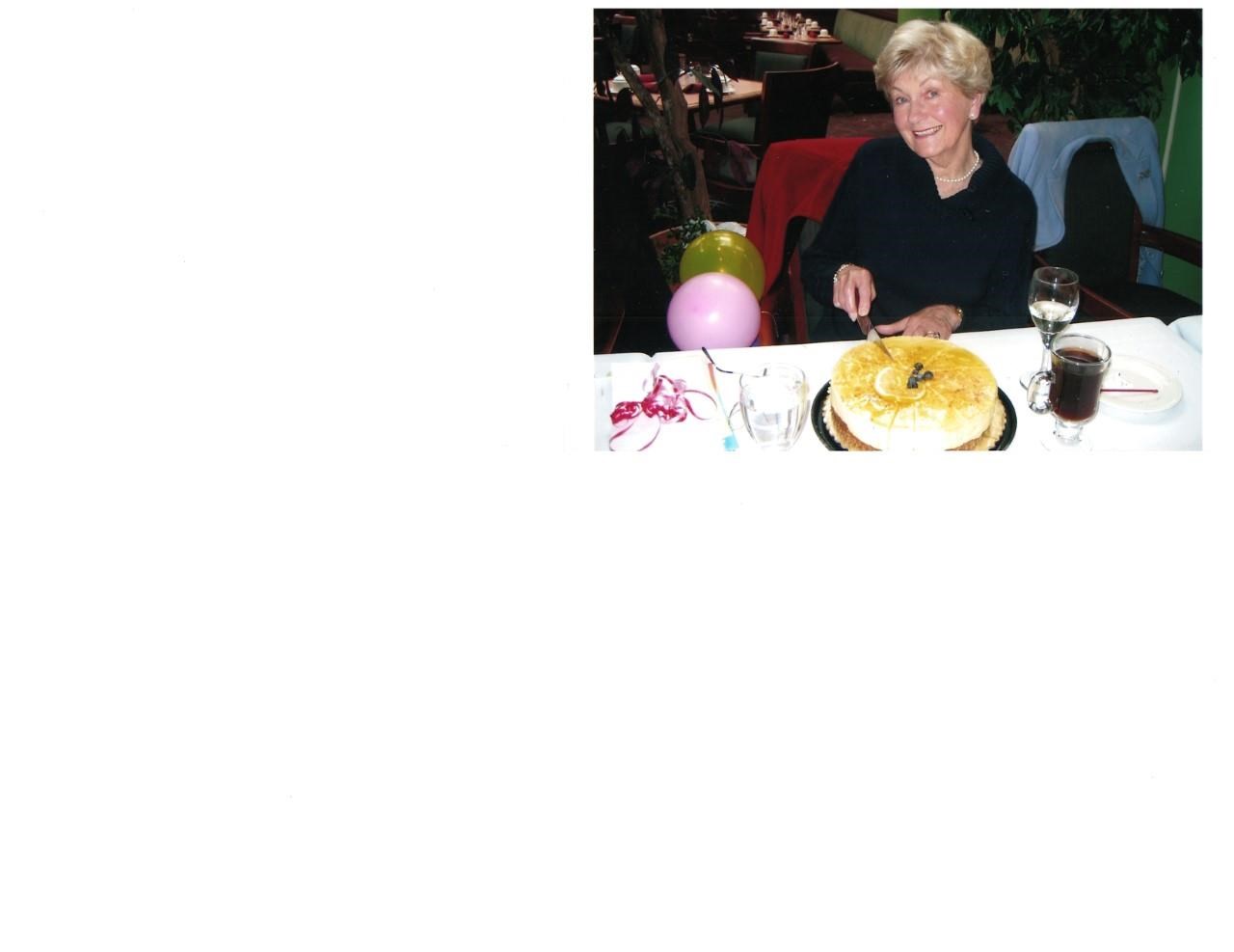 Obituary of Edna Mae Cox