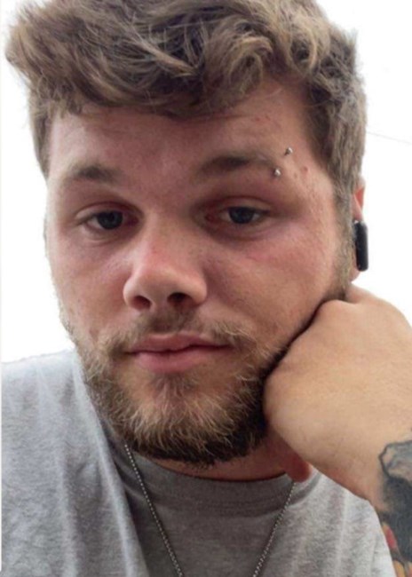 Obituary of Aaron Michael Pikett