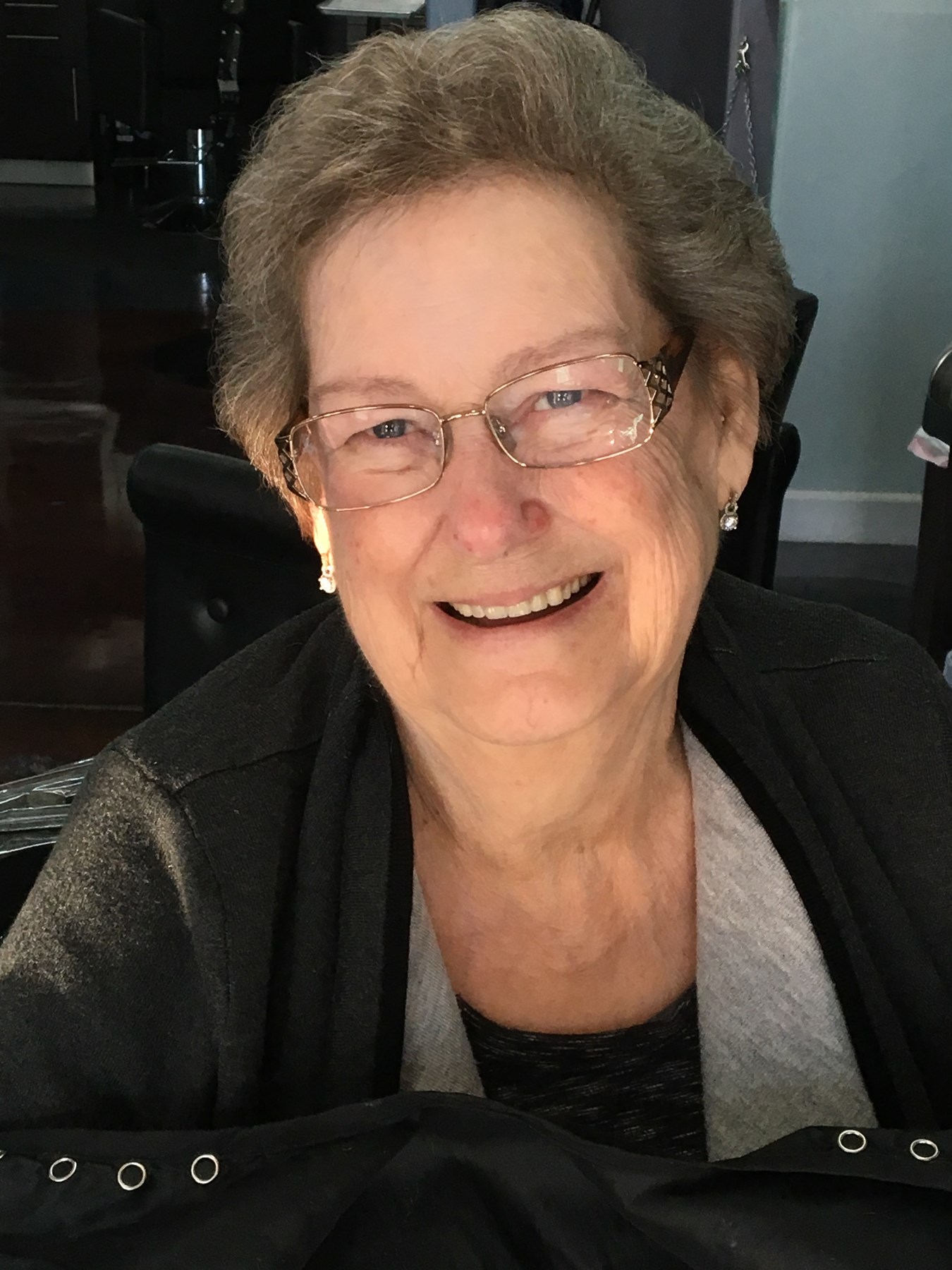 Obituary of Mary Ellen Lutman