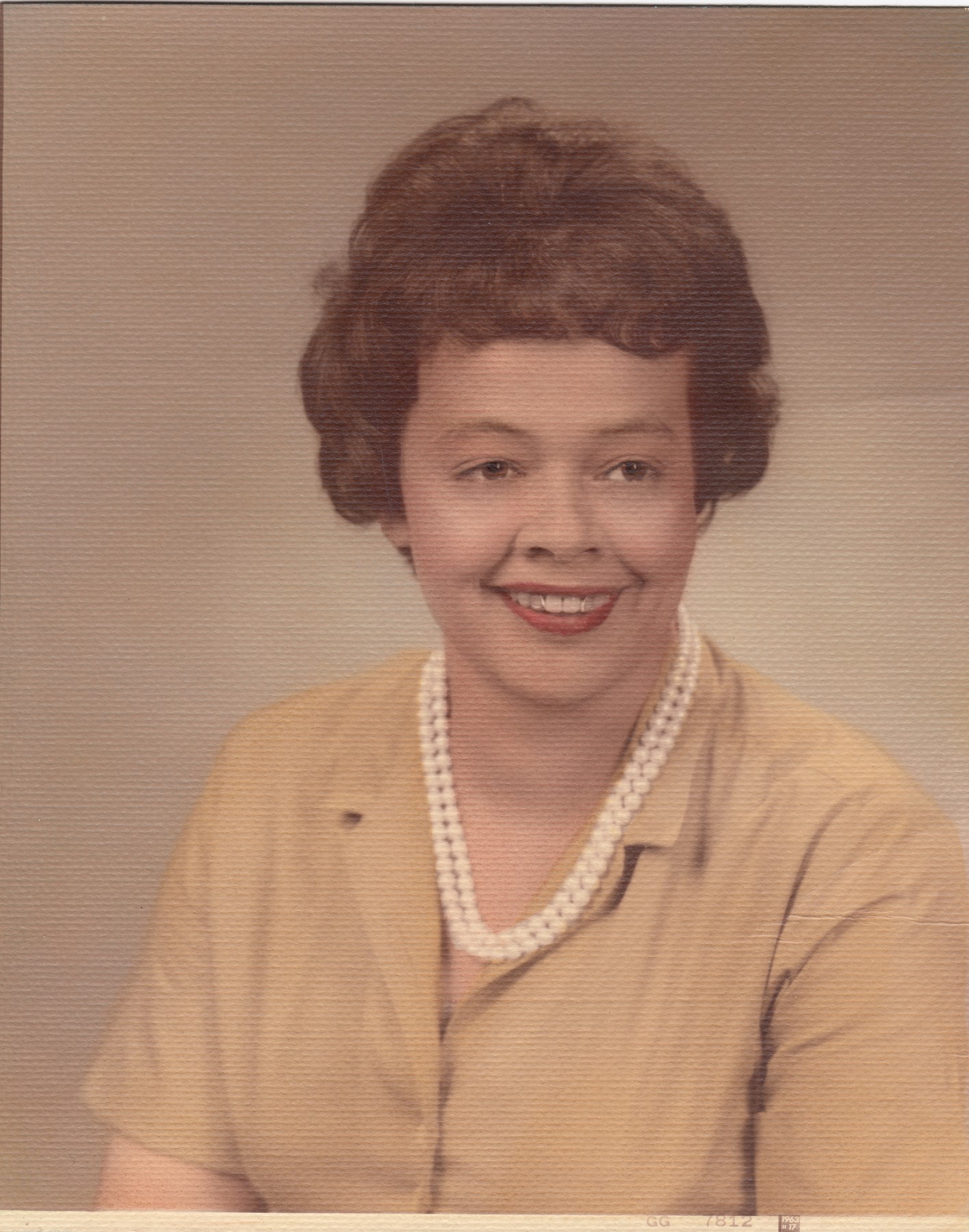 Obituary of Leora Shores