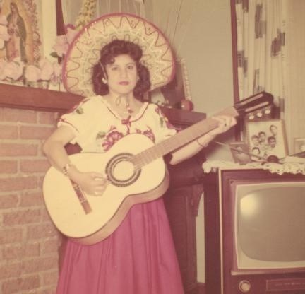 Obituary of Angelina Carmona