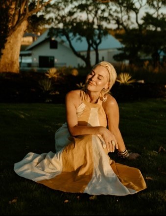 Obituary of Joey Dionne Dixon-Julian