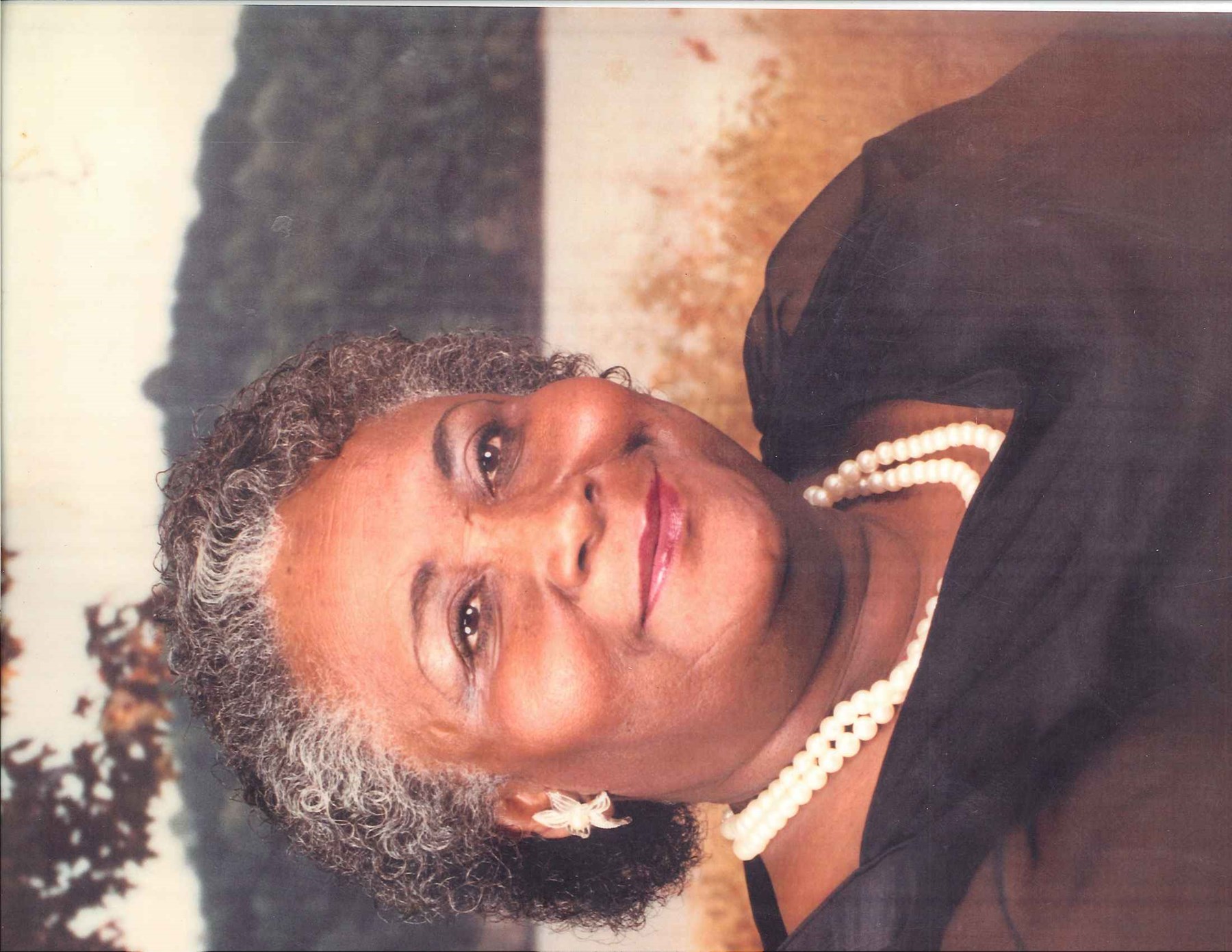 Obituary of Alma Washington-Davis