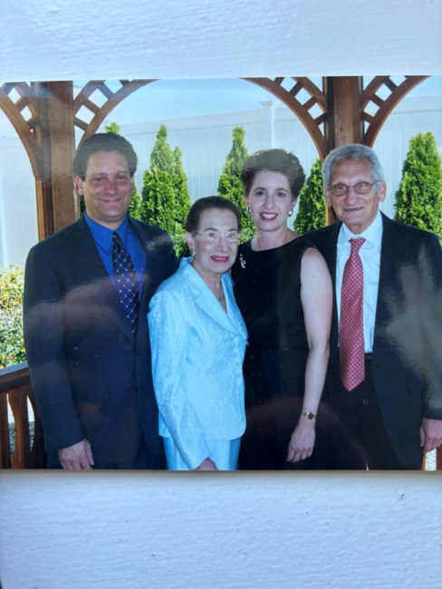 Obituary of Charlotte Schechtman