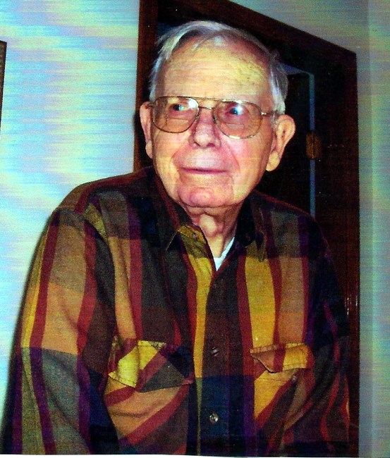 Obituary of Clarence E. Hoskins