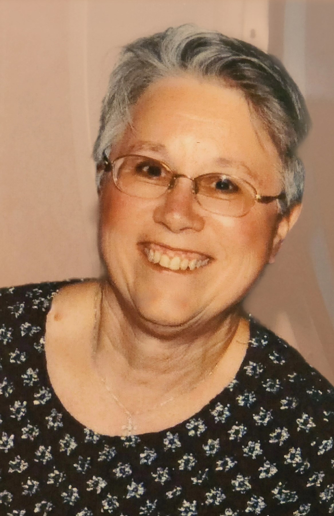 Obituary of Gladys Dora Sours