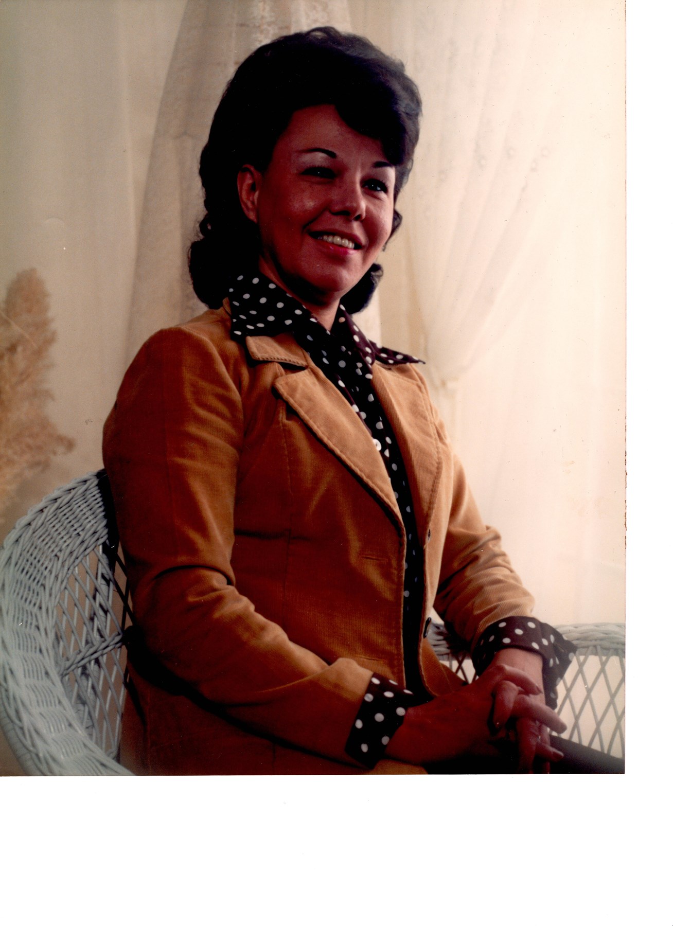 Obituary of Arlene Victoria Crews