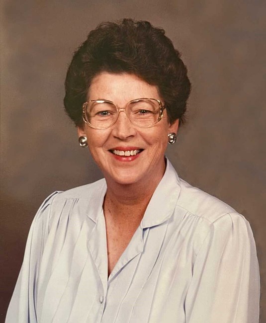 Obituary of Elaine Durham Lee