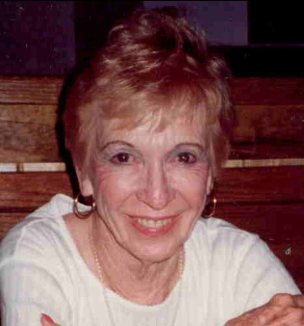 Obituario de Adelaide "Torchy" Couchman