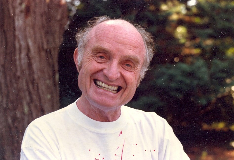 Obituary of Clyde B MacKenzie