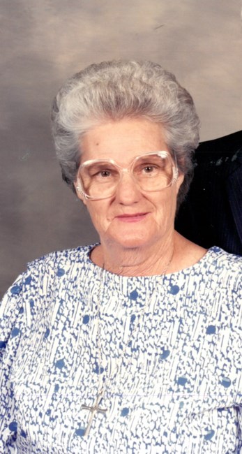 Obituary of Billie Dove Russell