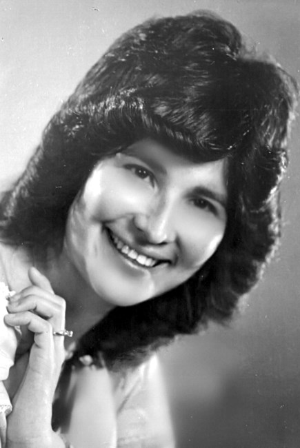 Obituario de Shirley C. Laguna