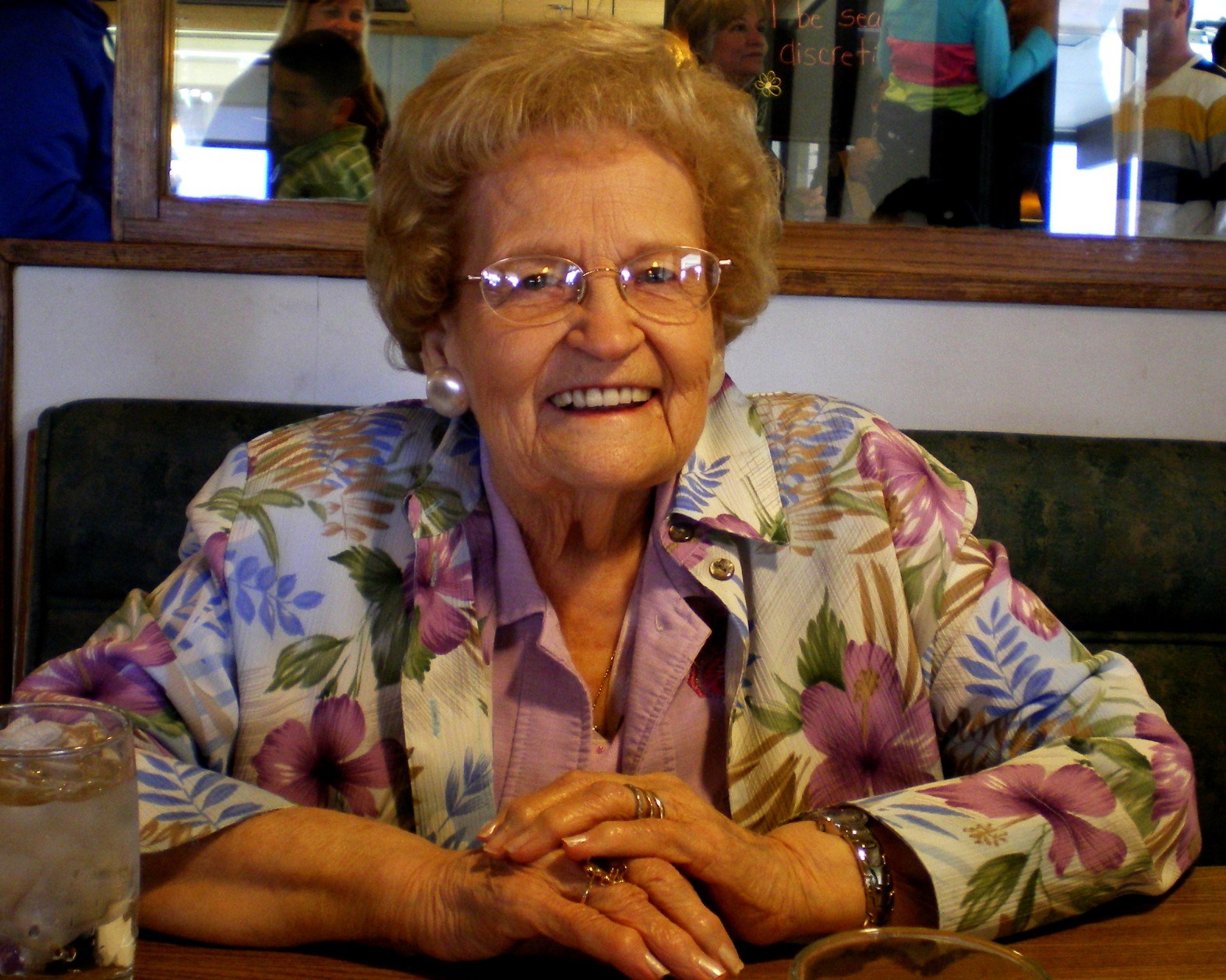 Obituary of Ethel G Hays