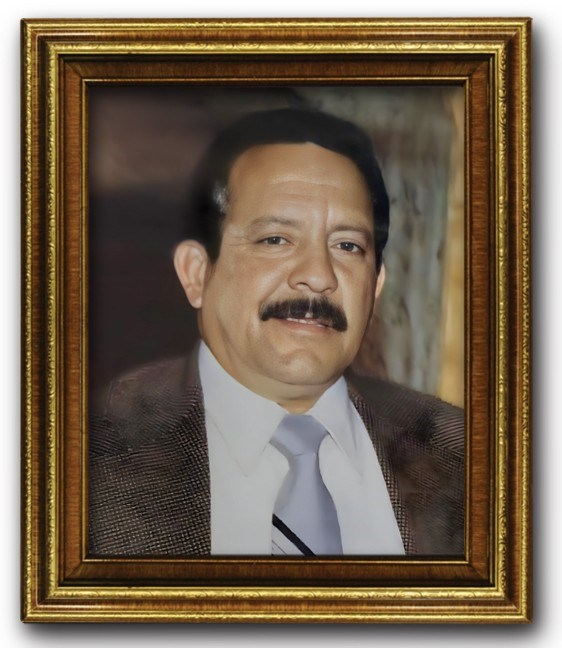 Obituary of Roberto V. Molina
