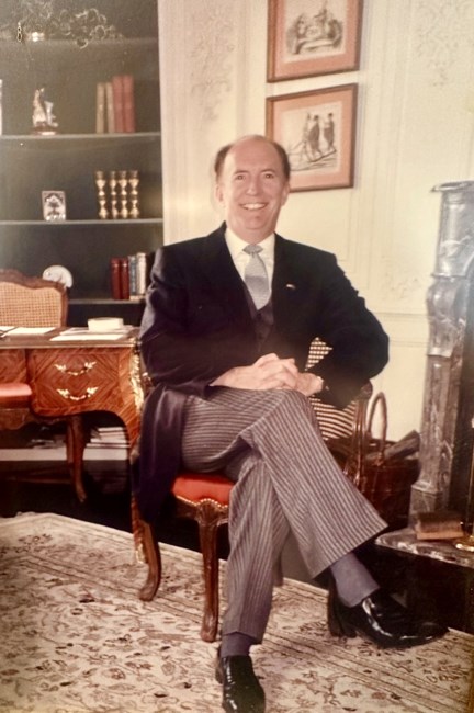 Obituary of Robert Edwards Hunter