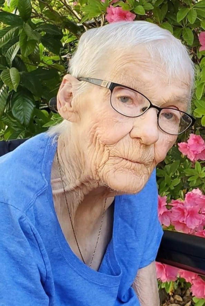 Obituary of Elizabeth C Cahoon