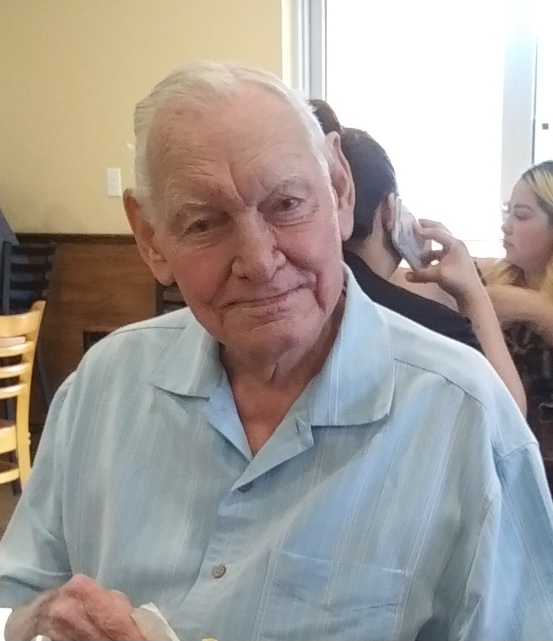 Avis de décès de John Rolland Strickland