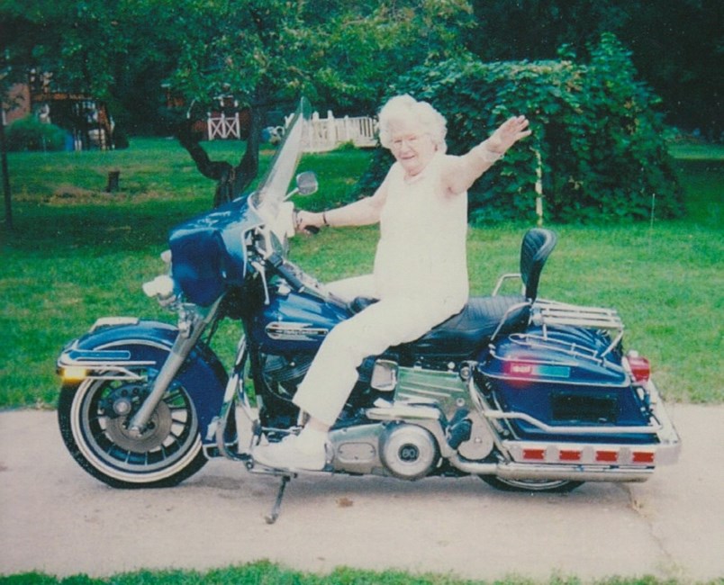 Obituary of Gertrude C. Hofstetter