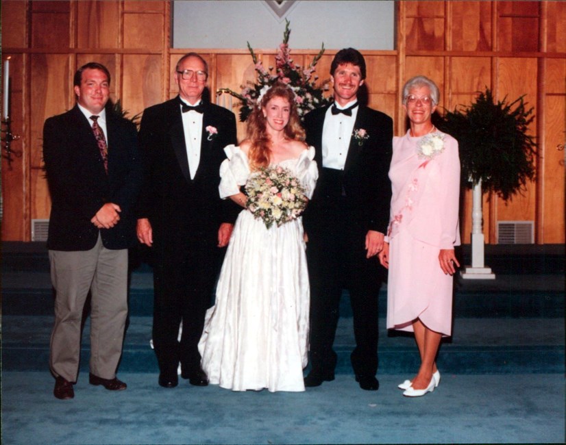 Jerry Jones Avis De Deces Pickens Sc Get the latest jerry jones news, articles, videos and photos on the new york post.