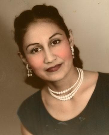 Obituario de Helen Castillo