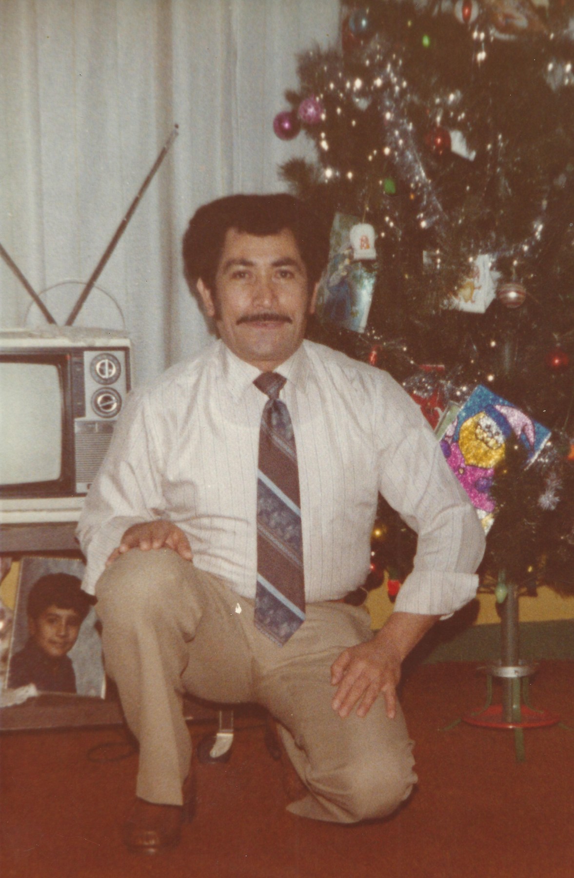 Obituary of Manuel Alanis