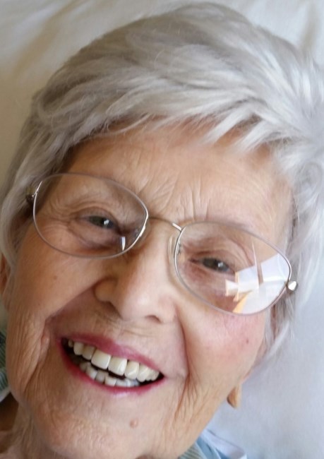 Obituary of Bessie Livingston