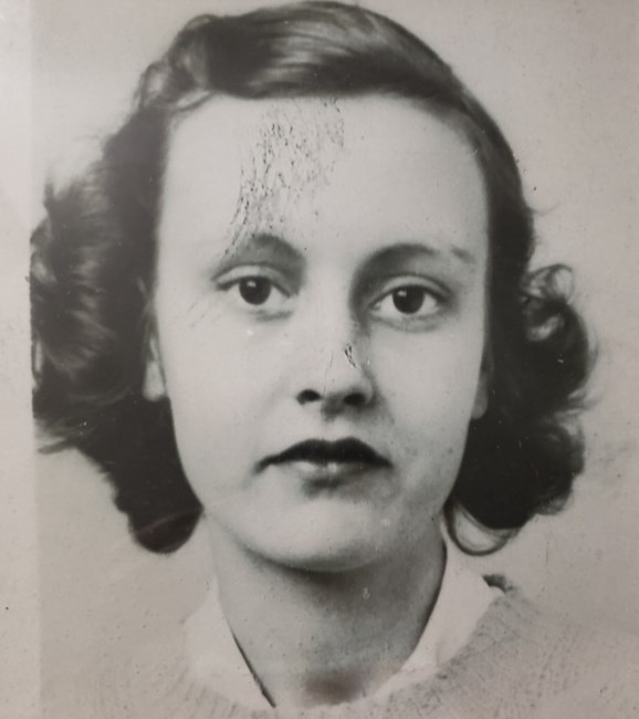 Obituary of Evelyn P. Holder