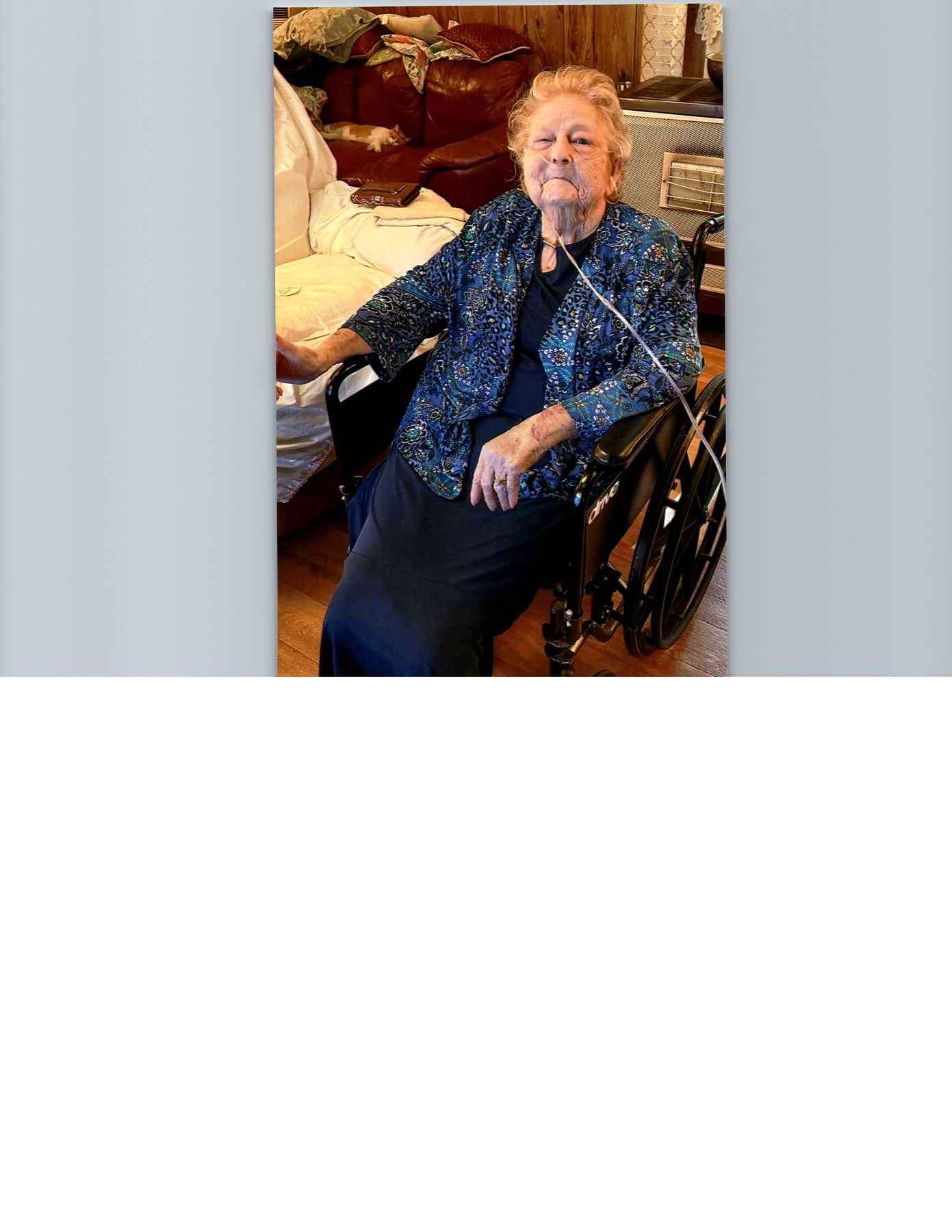 Obituary of Doris Holcombe