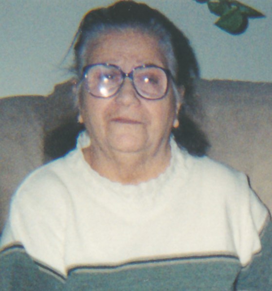 Obituary of Estella Flores Luna