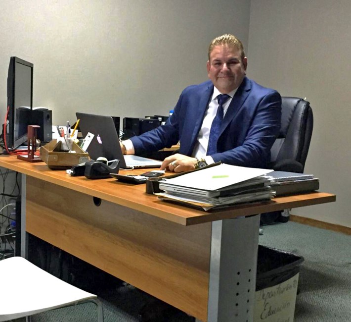 Obituary of Josué Salgado Robles