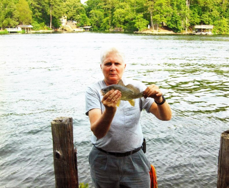 Obituary of Elaine Frizz Gray