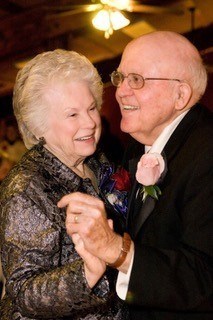 Obituario de Mary M Stuart