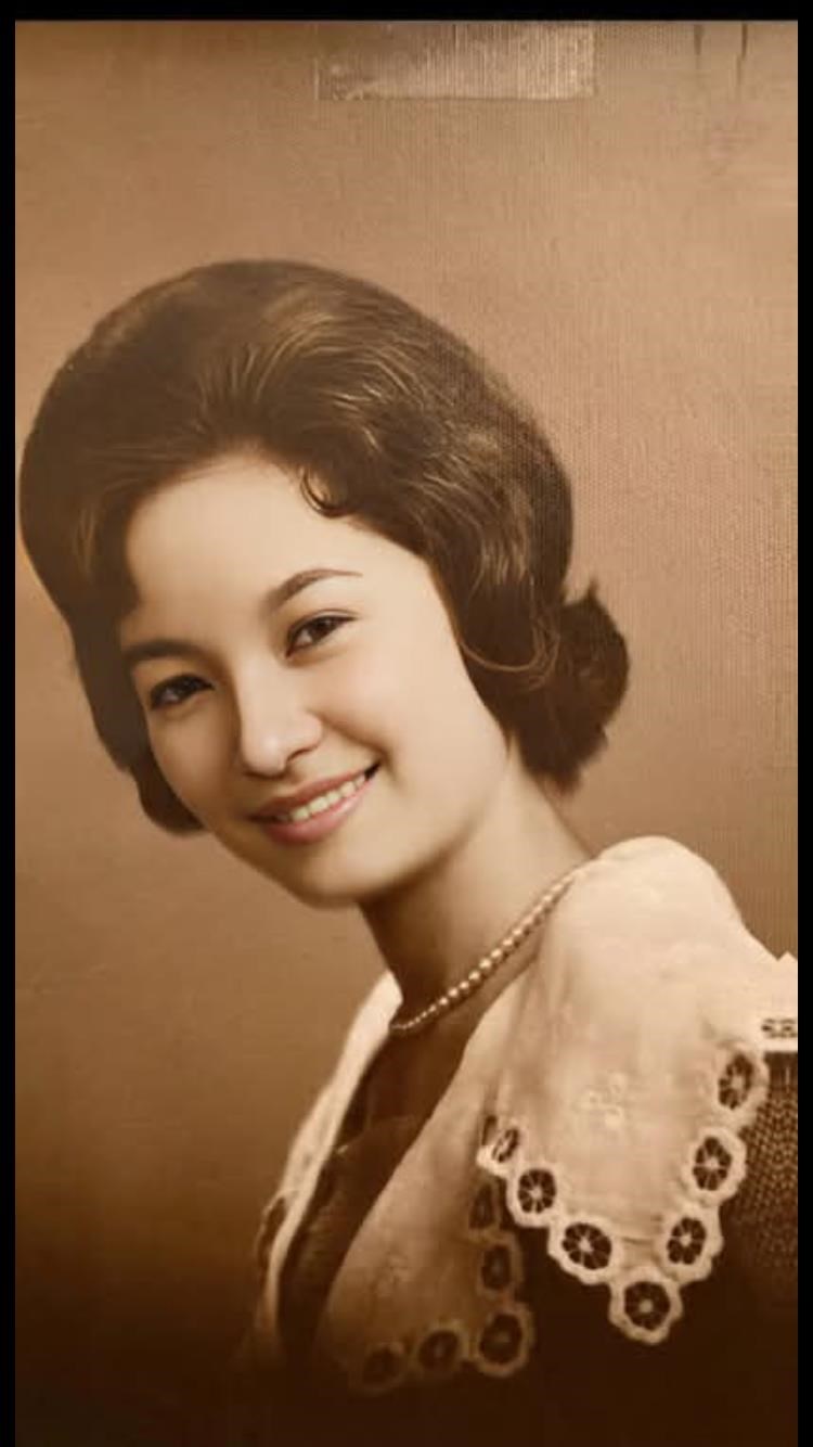 Obituary of Eleanor Oracion Santos