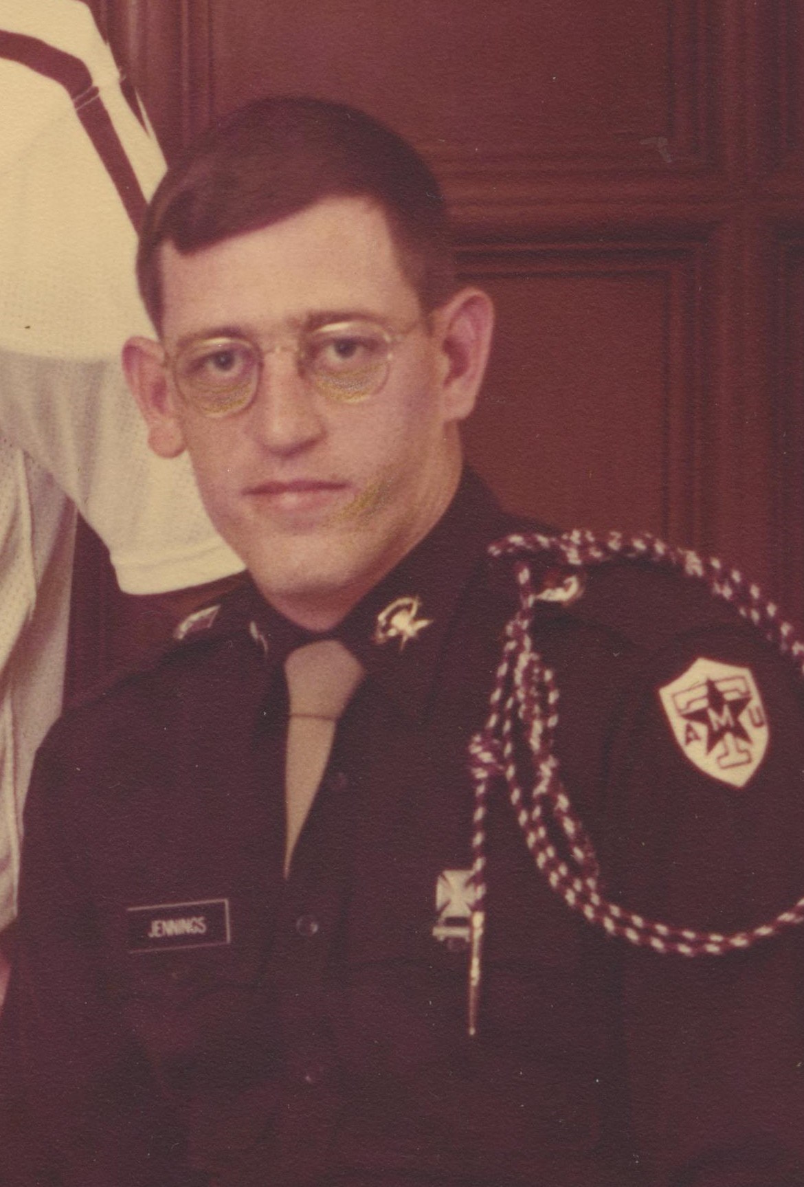 Obituary of Robert Naurice Jennings