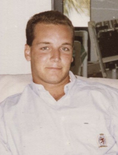 Obituary of Dr. Eric Efrain Dueno