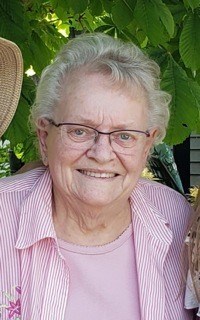 Obituary of Evelyn Moore Stenson