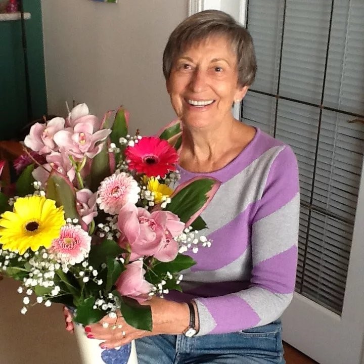 Obituary of Jean Roma McLean