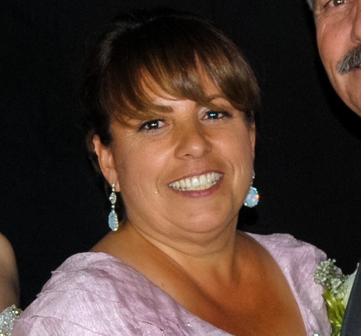 Obituary of Maria Elena Pinedo