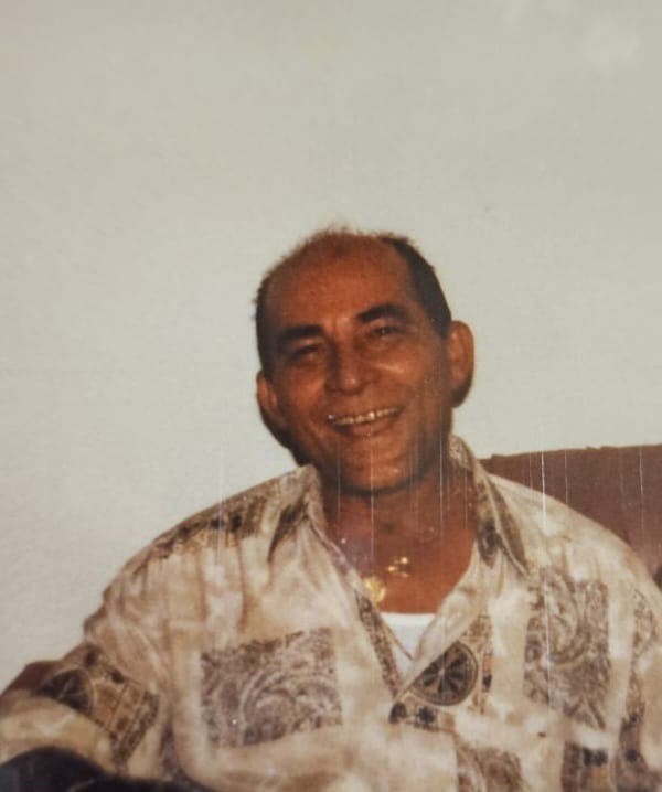 Obituary of Carlos Colon