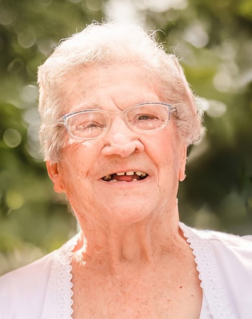 Obituary of Wilma Lee Mitchell